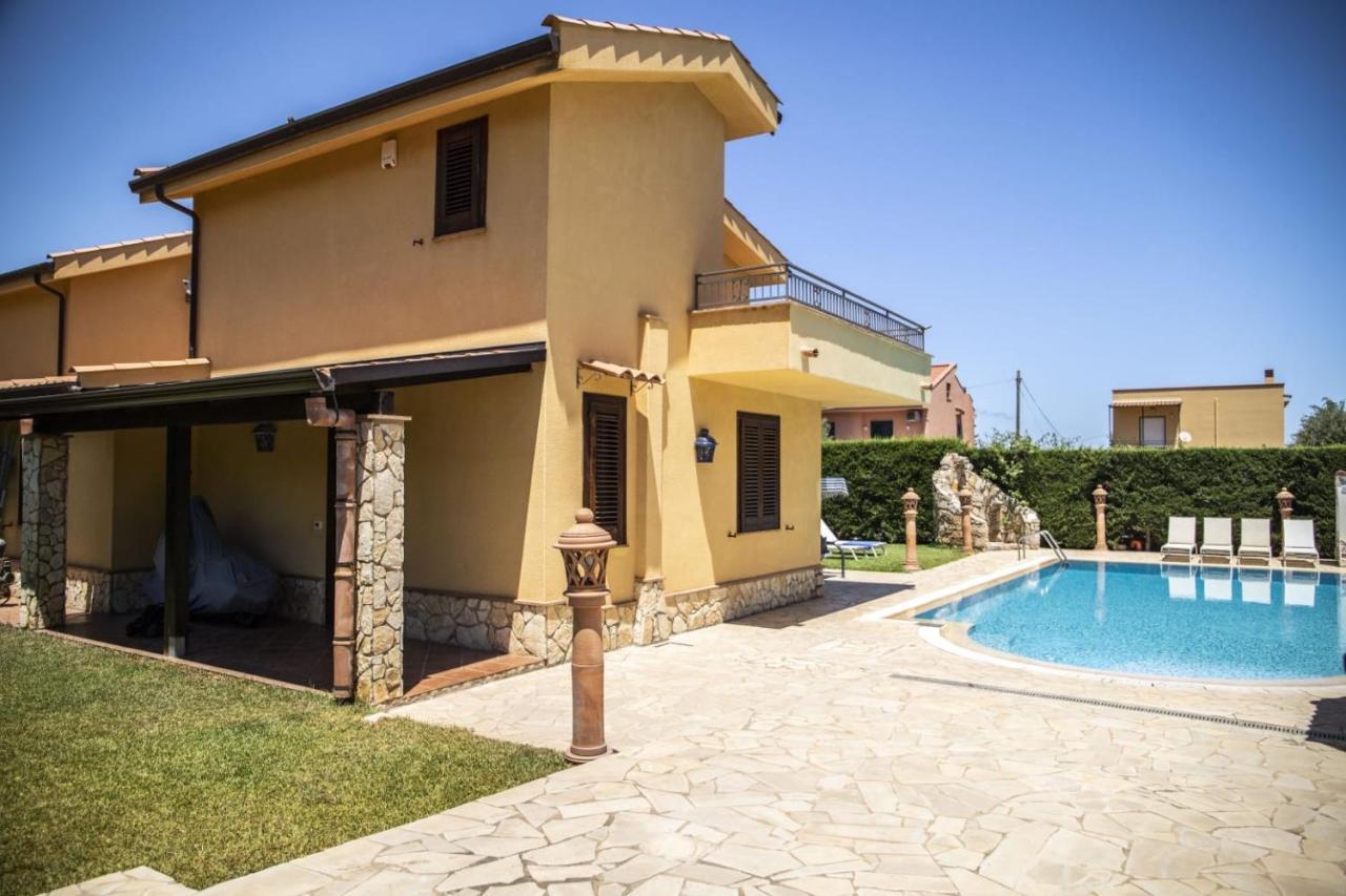 אלטאווילה מיליציה Dimora Fanale, Villa Esclusiva Con Piscina Privata - Fanale Rentals מראה חיצוני תמונה